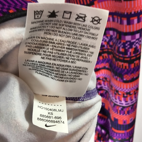 Nike Pro Dri-Fit, XS, Purple & Pink Multi Colors - Picture 6 of 7